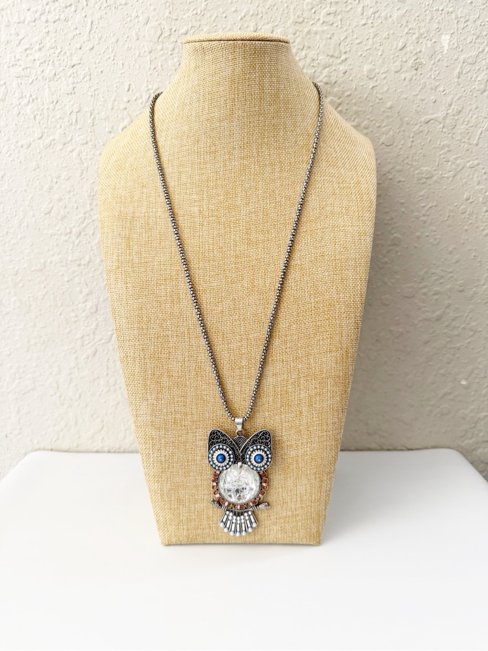 Lane Vintage Long Silver Tone Rhinestones Beaded Owl Pendant Necklace - Picture 3 of 12